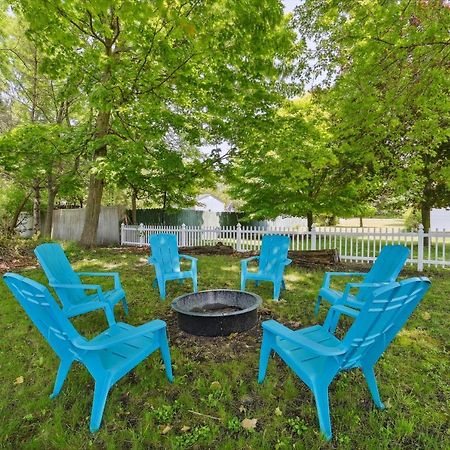 Boyne City Cottage Walk To Downtown And Lake! Екстериор снимка